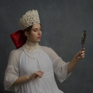 Exclusive author's work "Wedding crown of Novgorod province, XIX century" with Orenburg shawl